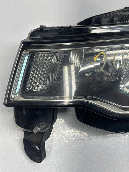 2017 TO 2022 JEEP GRAND CHEROKEE HEADLIGHT LEFT SIDE HALOGEN CHROME BEZEL 68289235AE