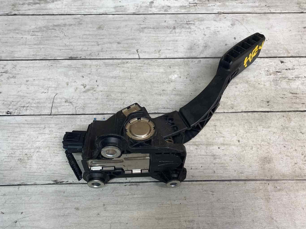 Honda HRV accelerator pedal from 2016 to 2020 1.8l assy OEM T5AA0