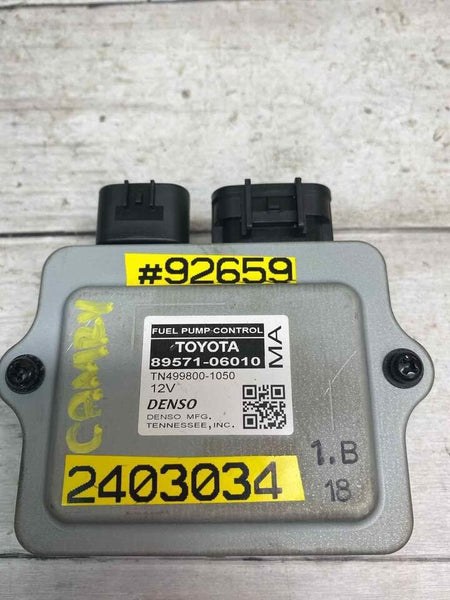 Toyota Camry fuel pump 2018 to 2020 control module OEM assy 2.5L 8957106010