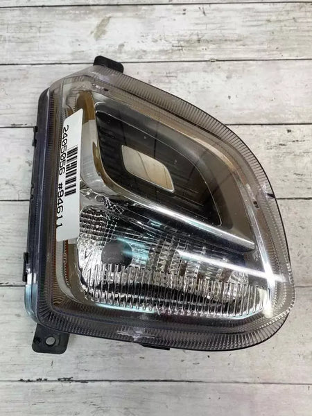 Chevrolet Equinox turn signal 18 to 21 front lamp right side OEM assy 84226246