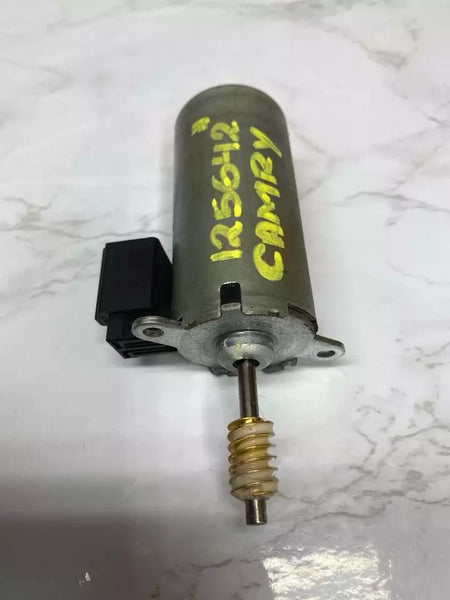 18 19 20 21 22 23 24 TOYOTA CAMRY ASSENTO MOTOR DIANTEIRO LADO DIREITO OU LADO ESQUERDO ODM J1294399801