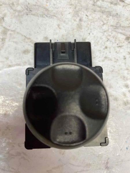 2019 KIA FORTE SEAT SWITCH LUMBAR SEAT CONTROL SWITCH ASSY OEM