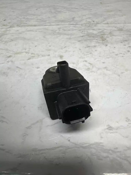 20 21 22 23 TOYOTA COROLLA SENSOR DE IMPACTO SENSOR DE PILAR T LATERAL OEM 8983102290