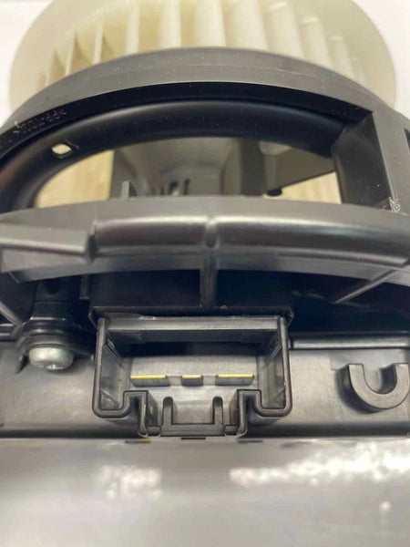 20 21 22 23 24 TOYOTA COROLLA BLOWER MOTOR GLOVE BOX MOUNTED ASSY OEM 871030E090