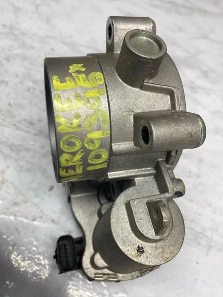 20 21 22 23 JEEP CHEROKEE THROTTLE BODY VALVE ASSEMBLY OEM 2.4L 04891970AC