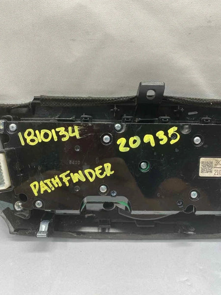 2013 TO 2016 NISSAN PATHFINDER RADIO AM FM SCREEN CONTROLLER OEM 3KA0A210250 283953KA0A