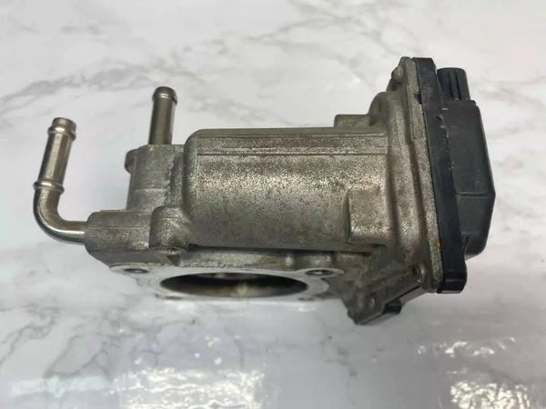 18 19 20 21 LEXUS NX300 CUERPO DEL ACELERADOR CONJUNTO DE VÁLVULA DEL CUERPO DEL ACELERADOR OEM 2203036040