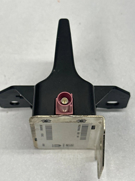 2018 TO 2021 JEEP GRAND CHEROKEE ANTENNA AMPLIFIER SPLITTER MODULE ASSY OEM 68323160