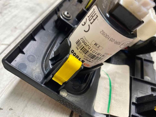 Hyundai Santa Fe 2020 usb port auxiliary jack charger assembly OEM 96120S1100