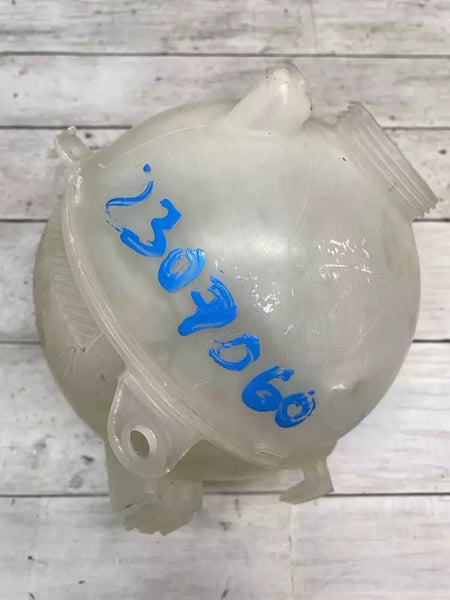 Chevrolet Equinox radiator coolant 18 22 overflow tank OEM missing cap 23386455