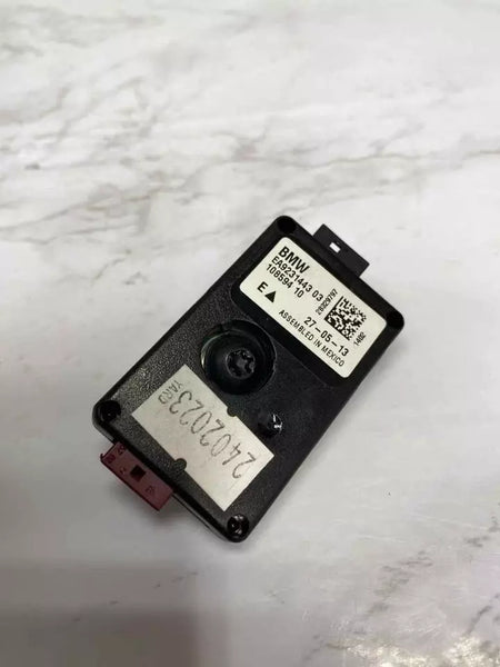 2012 13 14 15 16 17 18 BMW 320 ANTENNA SUSPENSION FILTER CONTROL MODULE UNIT ASSY OEM 10859410