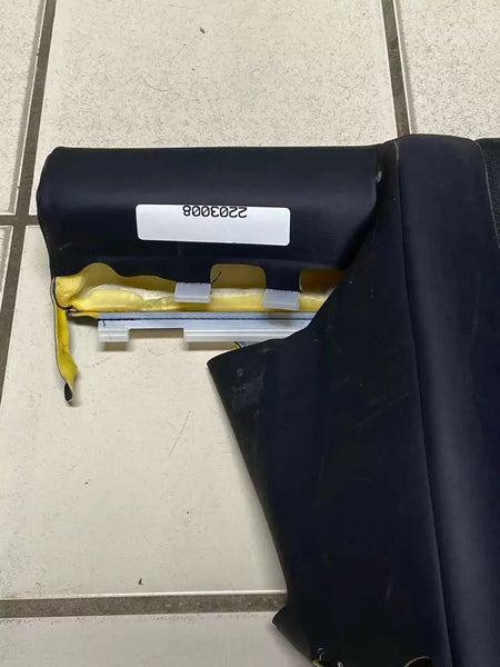 LEXUS NX300 2019 COJÍN SUPERIOR DEL ASIENTO TRASERO LADO IZQUIERDO CUERO ROJO/NEGRO OEM F SPORT