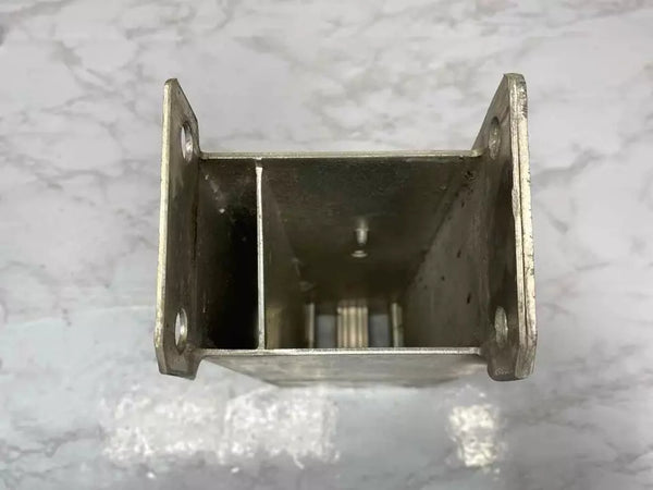 14 15 16 17 18 19 MERCEDES CLA250 SOPORTE DE PARACHOQUES DELANTERO LADO DERECHO CONJUNTO OEM 262095ZGSQ