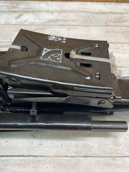 RANGE ROVER SPORT SPARE TIRE JACK ASSEMBLY 06 07 08 09 10 11 12 13 OEM LR022601