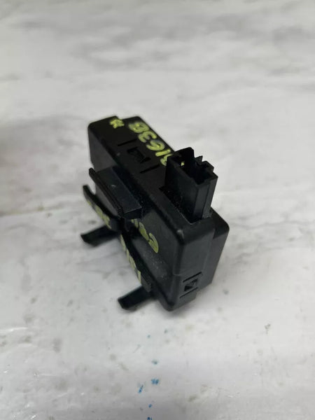 2018 19 20 21 22 23 CHEVROLET EQUINOX THEFT DETERRENT THEFT MODULE LOCKING UNIT OEM 13595510