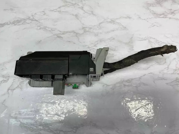 18 19 20 21 CHEVROLET EQUINOX CAJA DE CONEXIONES FUSIBLE RELÉ CONJUNTO TRASERO OEM 22923945