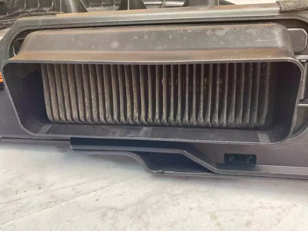 20 21 22 23 24 TOYOTA HIGHLANDER PESTILLO DE MALETERO UMBRAL PLACA DE PROTECCIÓN MOLDURA OEM A1176905100