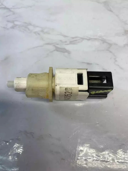 16 17 18 19 20 21 22 23 NISSAN ROGUE INTERRUPTOR DE FRENO PEDAL DE LUZ DE FRENO INTERRUPTOR DE FRENO OEM F85CS23