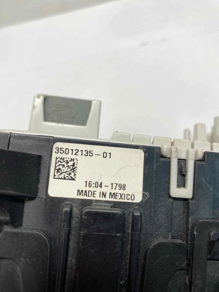 2020 GMC YUKON JUNCTION BOX JUNCTION BLOCK BOX FUSE RELAY ASSEMBLY OEM 35012135