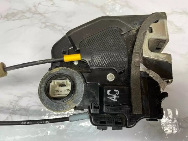 2007 TO 2017 TOYOTA CAMRY DOOR LOCK LOCK LATCH ACTUATOR REAR RIGHT ASSY OEM 6905033120
