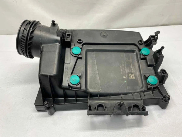 20 22 MERCEDES CLA250 AIR CLEANER FILTER HOUSING UPPER PART ONLY OEM 2600902900