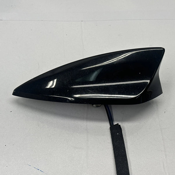2018 TO 2021 CHEVROLET TRAVERSE RADIO ANTENNA FM ROOF SHARK FIN BLACK 84823932