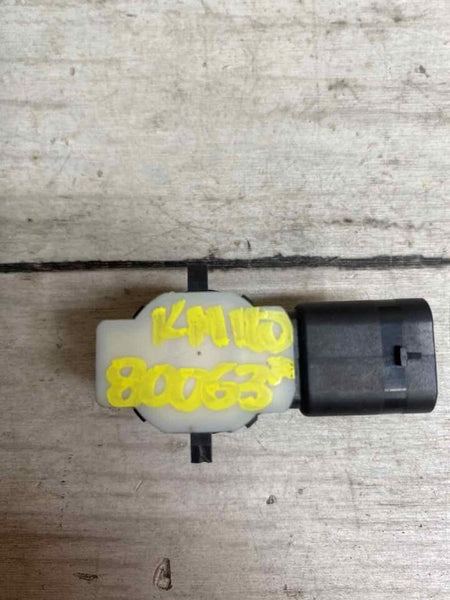 BMW 328 park assist 14 park assist sensor rear bumper mounted OEM 9261582