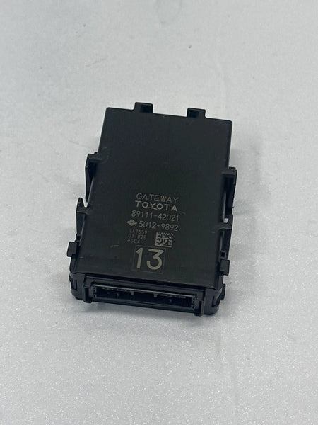 2016 TO 2018 TOYOTA RAV-4 NETWORK GATEWAY CONTROL MODULE OEM 8911142021 JAPAN BUILT