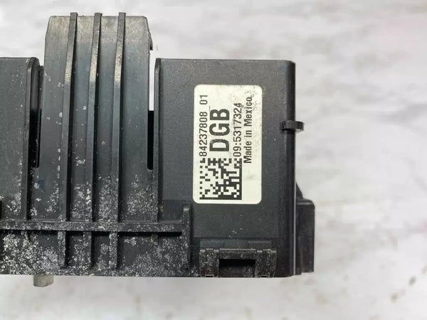 18 19 20 21 22 23 CHEVROLET EQUINOX CAIXA DE JUNÇÃO MOTOR BATERIA FUSÍVEL RELÉ OEM 84237808