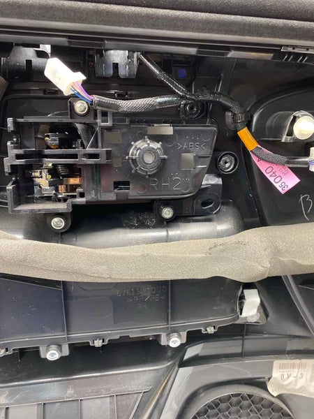 2014 TO 2020 TOYOTA 4RUNNER DOOR PANEL TRIM FRONT RIGHT SIDE RED STICHES 6761035D60C0