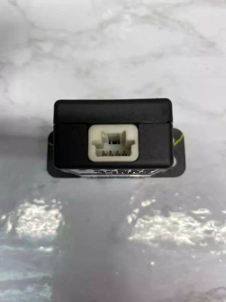 20 21 22 NISSAN SENTRA ADAPTADOR DE CARGA PUERTO TOMA DE CORRIENTE USB OEM CBC0033030010