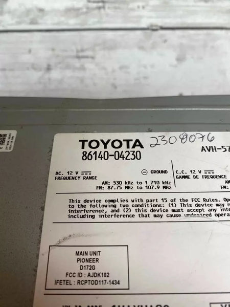 Toyota Tacoma radio am fm 20 22 display & receiver 8614004230 has some scratches