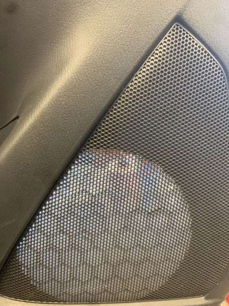 Moldura de panel de puerta para Toyota Yaris 2018, parte delantera izquierda, color negro, OEM 676200DK10C4