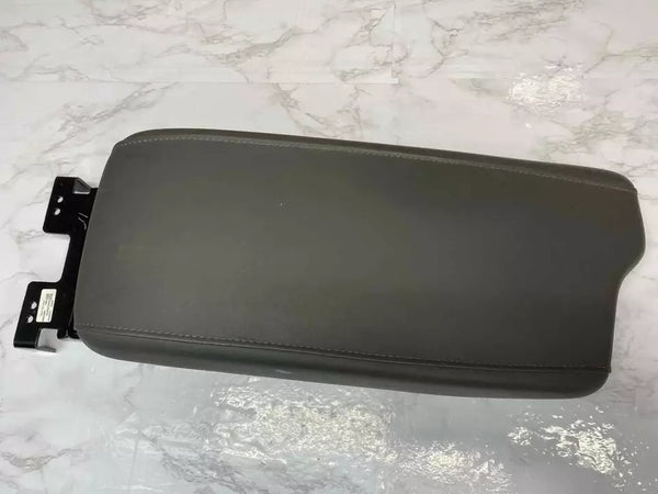 20 21 22 HYUNDAI SONATA CENTER CONSOLE ARM REST GRAY LEATHER OEM 84660L0000NNB