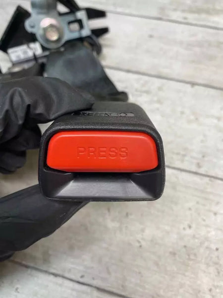 20 21 22 23 Mazda CX-30 cinto de segurança cinto de segurança assento traseiro fivela central oem