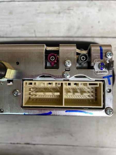 Hyundai Santa FE radio am fm 2019 2020 radio receiver OEM 96160S2300VCS