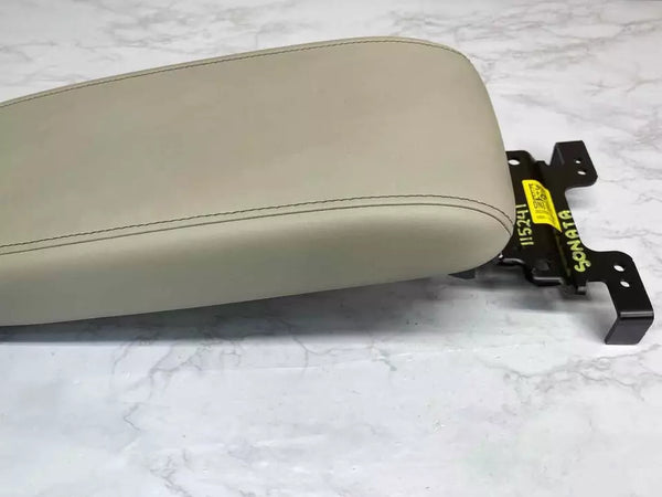 20 21 22 23 HYUNDAI SONATA CENTER CONSOLE ARM REST GRAY LEATHER ASSY OEM 84660L1000YTH