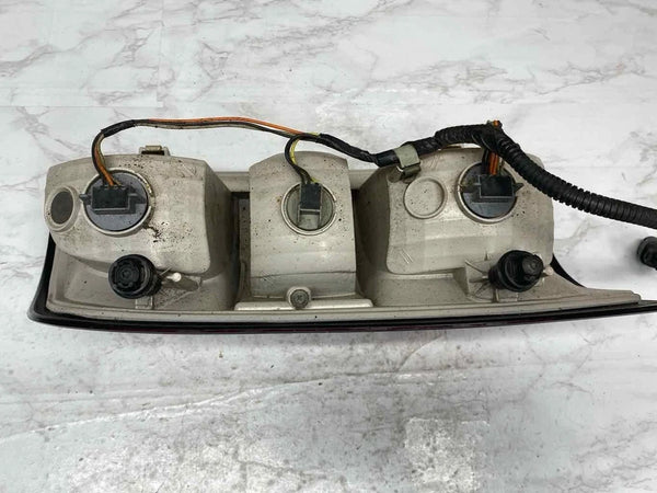 2015 TO 2022 CHEVROLET COLORADO TAIL LIGHT RIGHT SIDE PICKUP ASSY OEM 84630993