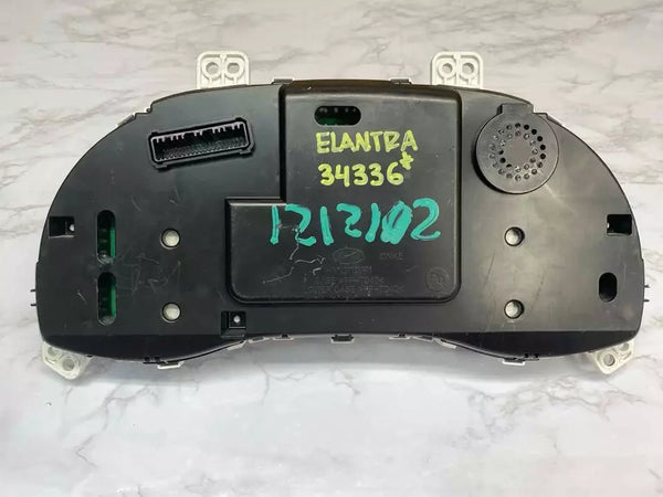 17 18 HYUNDAI ELANTRA TABLERO DE INSTRUMENTOS VELOCÍMETRO SEDÁN MERCADO ESTADOUNIDENSE 94001F3010