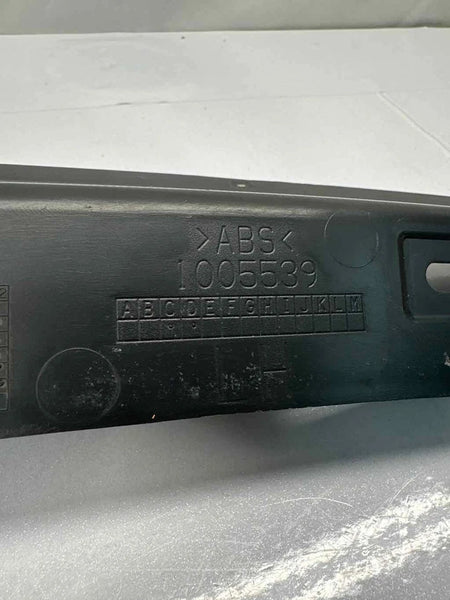 GMC YUKON TAILGATE LIFTGATE 2015 TO 2020 LEFT SIDE ANTI PINCH SENSOR OEM 1005539