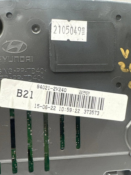 2017 HYUNDAI VELOSTER INSTRUMENT CLUSTER SPEEDOMETER US TURBO 940212V240 71K MILES