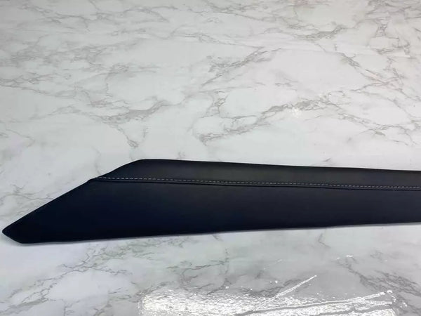 20 21 22 23 MAZDA CX-30 CONSOLE CENTRAL LADO ESQUERDO DIANTEIRO PAINEL DE COBERTURA DE ACABAMENTO OEM DGH964924