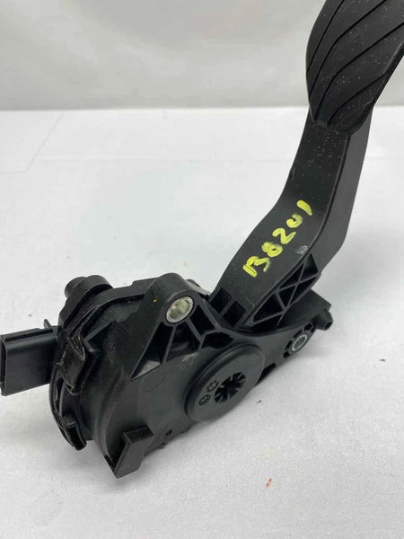 2018 NISSAN ROGUE SPORT ACCELERATOR PEDAL 2.0L PEDAL ASSEMBLY OEM 18002DF30A