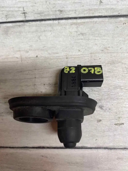 HONDA CIVIC DOOR JAMB LIGHT FROM 2016 TO 2021 RIGHT OR LEFT SIDE OEM F90CS15