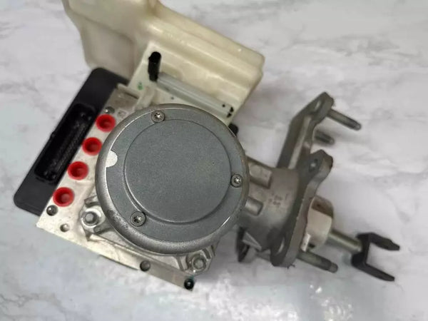19 20 21 22 23 CHEVY SILVERADO 1500 MÓDULO DE BOMBA DEL SISTEMA DE FRENOS ANI-LOCK NUEVO ESTILO 84933511