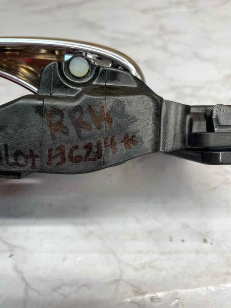 2016 TO 2022 HONDA PILOT DOOR HANDLE INSIDE REAR RIGHT SIDE OEM 72120TG7A01ZB