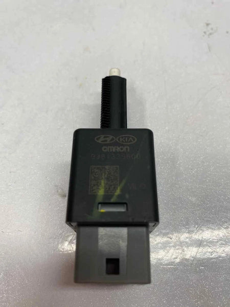 2018 KIA FORTE BRAKE PEDAL SENSOR CONTROL BUTTON SWITCH ASSEMBLY OEM 938133S800