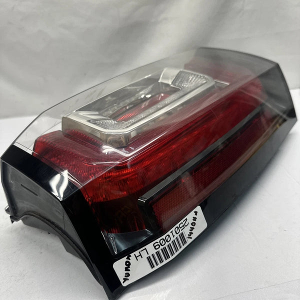 2015 TO 2020 GMC YUKON TAIL LIGHT REAR LEFT DRIVER SIDE ASSEMBLY OEM 84408859