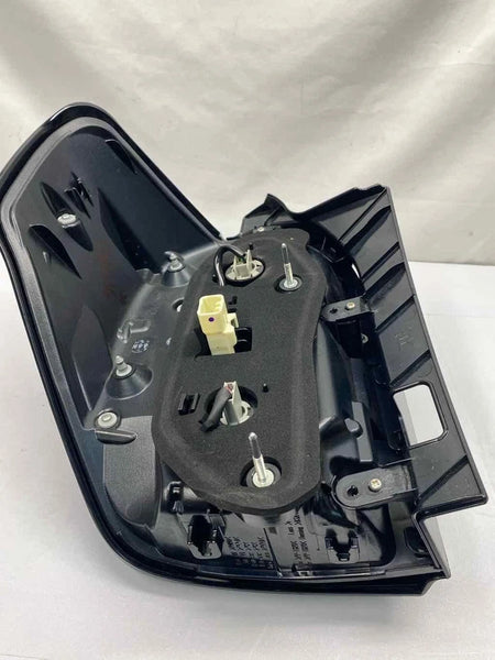 2014 TO 2014 TOYOTA 4RUNNER TAIL LIGHT RIGHT SIDE ASSEMBLY OEM 8155135402 LED