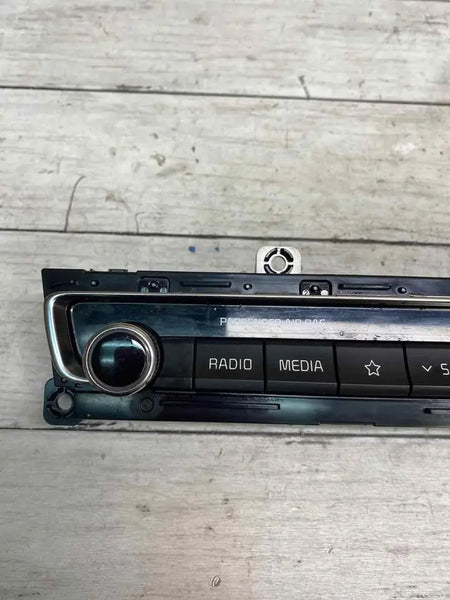 Painel de controle de instrumentos de rádio AM FM Kia Optima 19 a 20 OEM assy 96540D5GA0WK